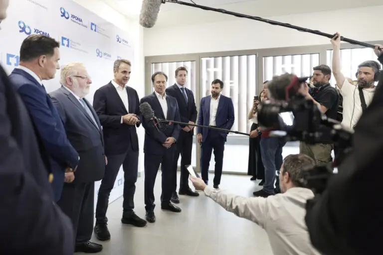 Μητσοτάκης από την Τρίπολη: Επενδύσεις-ορόσημο στη φαρμακοβιομηχανία